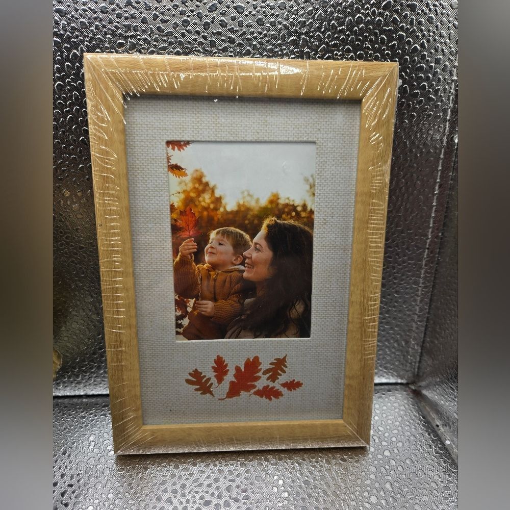 "5/$40" Wood Picture Frame, Linen Mat W/Autumn Leaves 4x6 Fall Decor